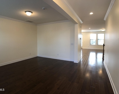 1522 Paros Hill Lane - Photo Thumbnail 1