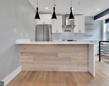 1110 6th Street Nw - Photo Thumbnail 3