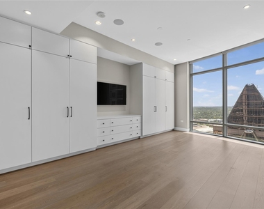 200 Congress Ave - Photo Thumbnail 21