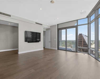 200 Congress Ave - Photo Thumbnail 18
