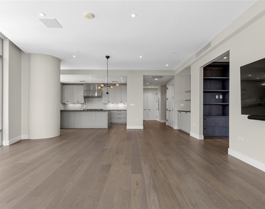 200 Congress Ave - Photo Thumbnail 15