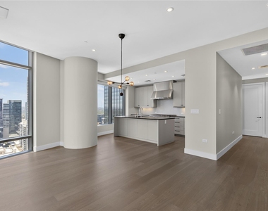 200 Congress Ave - Photo Thumbnail 6