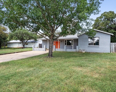 2106 Allred Dr - Photo Thumbnail 1