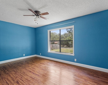 2106 Allred Dr - Photo Thumbnail 24