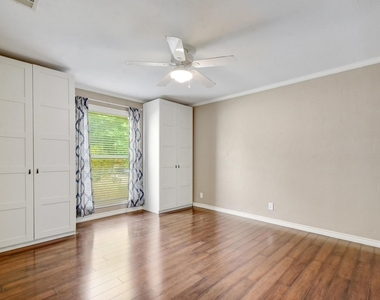 3429 Harvest Dr - Photo Thumbnail 17