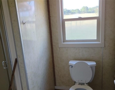 4731 Eck Ln - Photo Thumbnail 16