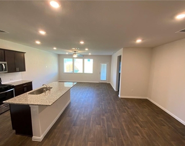 252 Sunniberg Loop - Photo Thumbnail 9
