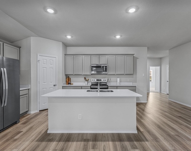 4011 Baerlon - Photo Thumbnail 6