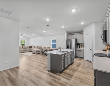 4011 Baerlon - Photo Thumbnail 2
