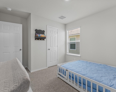4011 Baerlon - Photo Thumbnail 24
