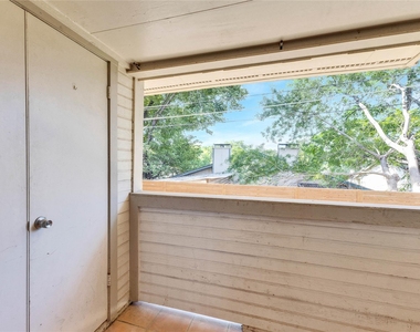 2500 Burleson Rd - Photo Thumbnail 20