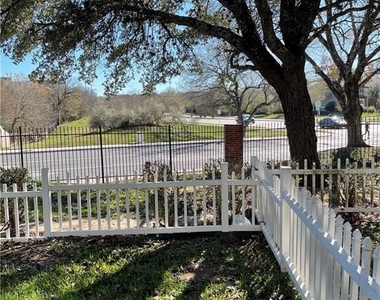 1841 River Crossing Cir - Photo Thumbnail 15