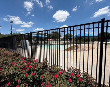 1507 Davis Mountain Loop - Photo Thumbnail 28