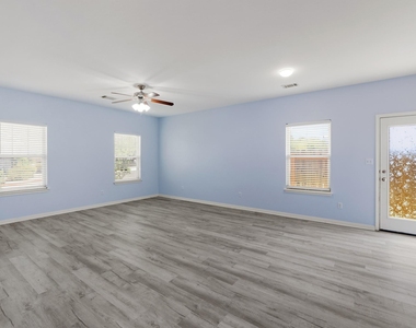4500 Senda Ln - Photo Thumbnail 7