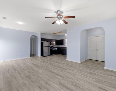 4500 Senda Ln - Photo Thumbnail 4