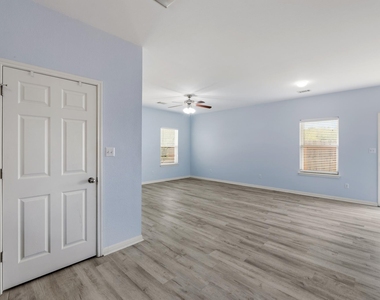 4500 Senda Ln - Photo Thumbnail 12