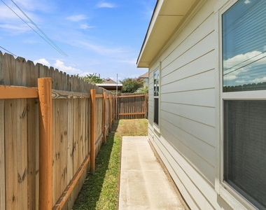 4500 Senda Ln - Photo Thumbnail 22