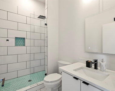 4400 Mount Vernon Dr - Photo Thumbnail 16