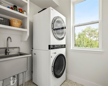 4400 Mount Vernon Dr - Photo Thumbnail 31