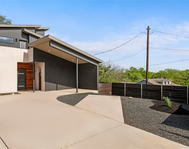 4400 Mount Vernon Dr - Photo Thumbnail 2