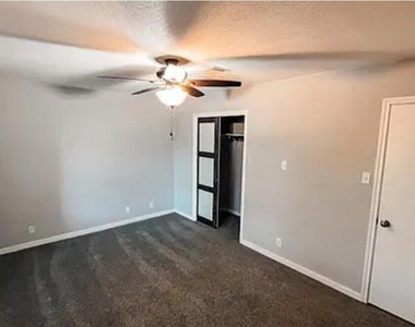 1109 Dexford Dr - Photo Thumbnail 11