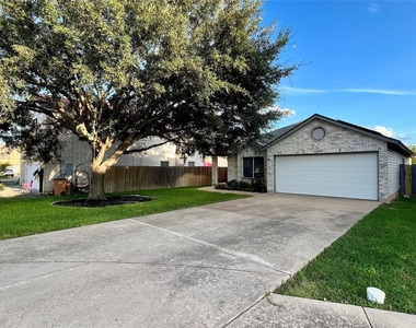 1109 Dexford Dr - Photo Thumbnail 30