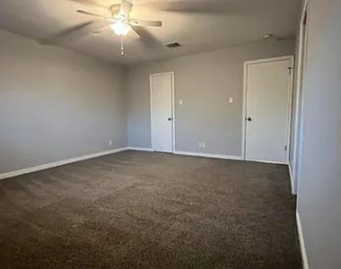 1109 Dexford Dr - Photo Thumbnail 15