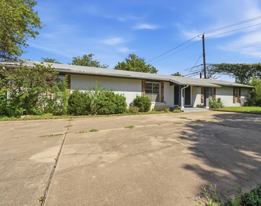 2712 Saint Edwards Cir - Photo Thumbnail 18