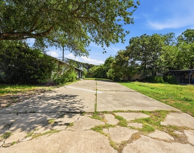 2712 Saint Edwards Cir - Photo Thumbnail 15