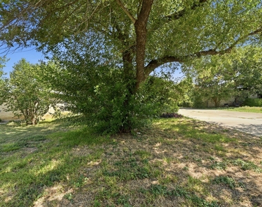 2712 Saint Edwards Cir - Photo Thumbnail 16