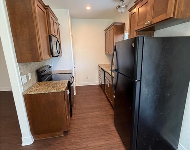 146 Mauna Kea Ln - Photo Thumbnail 4