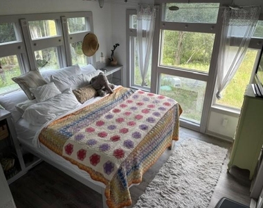 5300 Hilliard Rd - Photo Thumbnail 8