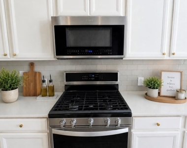 6129 Gimignano Pl - Photo Thumbnail 22
