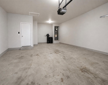 6129 Gimignano Pl - Photo Thumbnail 34