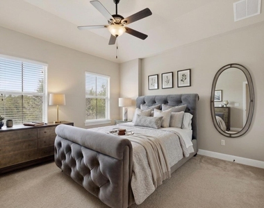 1905 Leaders Ln - Photo Thumbnail 27