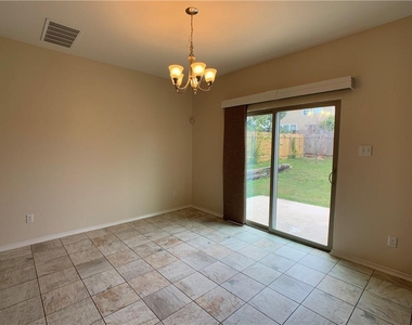 133 Gina Dr - Photo Thumbnail 3