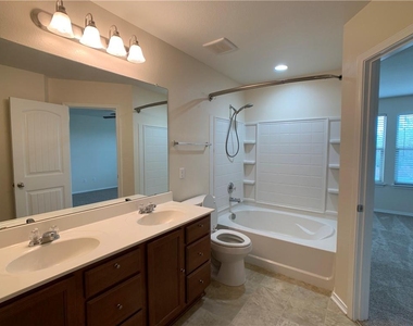 133 Gina Dr - Photo Thumbnail 10