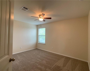 133 Gina Dr - Photo Thumbnail 13