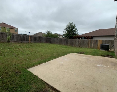 133 Gina Dr - Photo Thumbnail 14