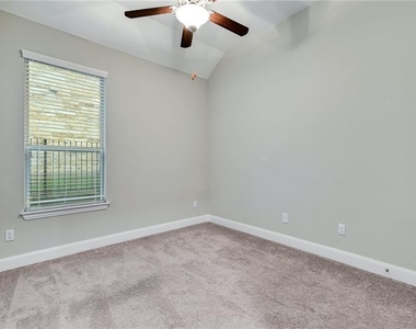 204 Maxwell Way - Photo Thumbnail 14