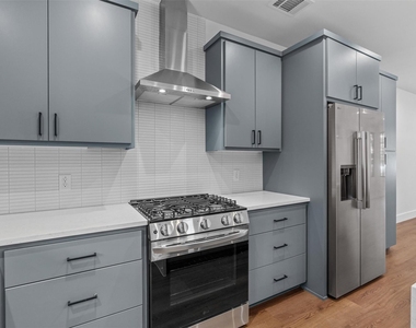 1402 Beckett St - Photo Thumbnail 6