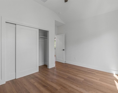 1402 Beckett St - Photo Thumbnail 17