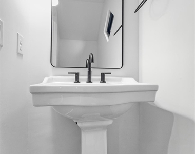 1402 Beckett St - Photo Thumbnail 24