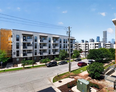 1800 E 4th St - Photo Thumbnail 25