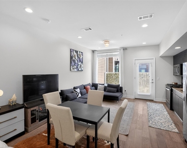 1800 E 4th St - Photo Thumbnail 10