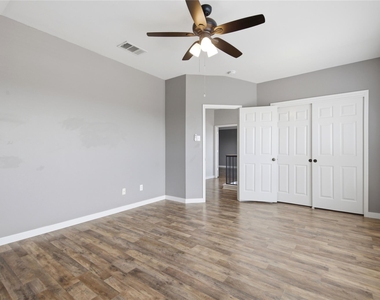 4304 Stone Oak Pl - Photo Thumbnail 23