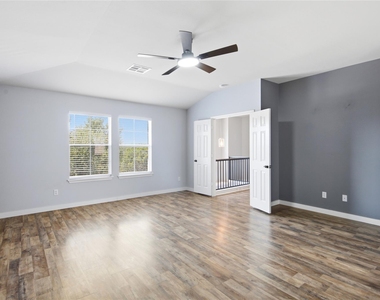 4304 Stone Oak Pl - Photo Thumbnail 17
