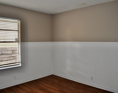 8304 Red Willow Dr - Photo Thumbnail 2