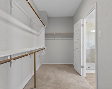 261 Hortus Dr - Photo Thumbnail 23