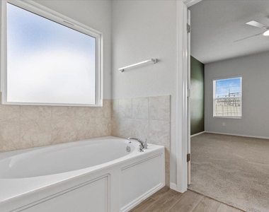 261 Hortus Dr - Photo Thumbnail 19